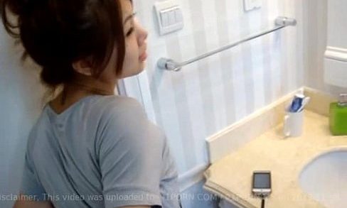 นักศึกษา ล่อกับแฟนในห้องน้ำ อาบน้ำด้วยกันให้เธออมกระจู๋ให้แล้วเย็ดท่าDoggyหน้าชัดสดใสจริงนะเธอ หีขาวไปอีกลองดู